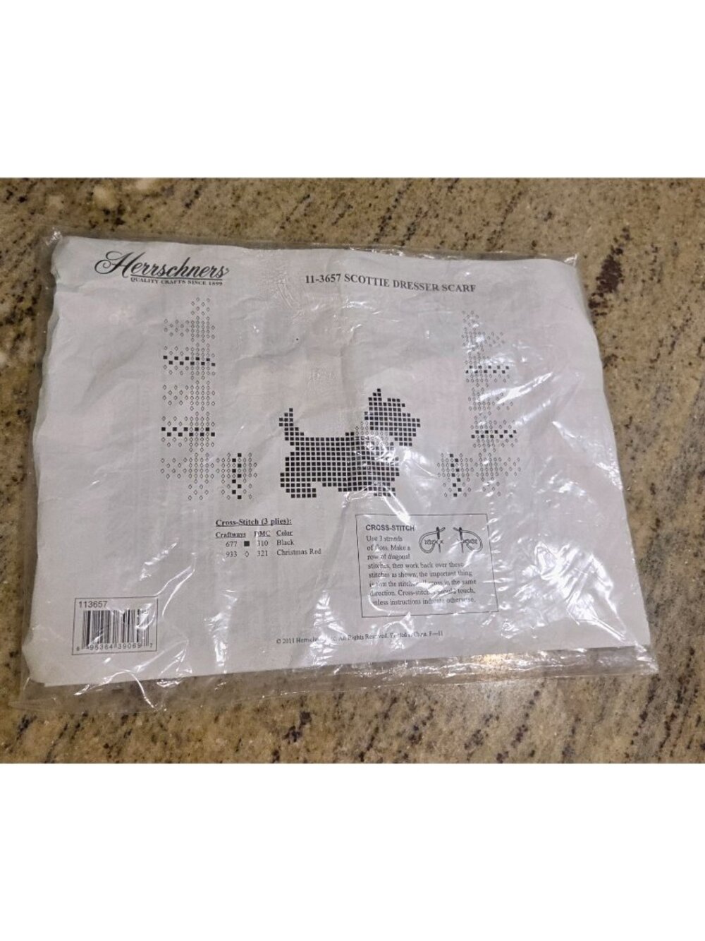 Vtg Herrschners SCOTTIES Dresser Scaf Stamped Cross Stitch 113657